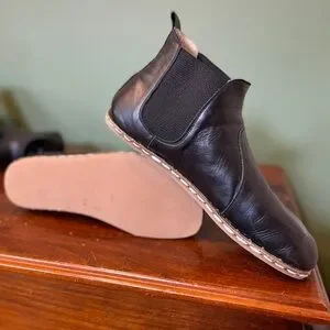 Atlantis | Shoes | Atlantis Handmade Turkish Chelsea Boots  display picture 2
